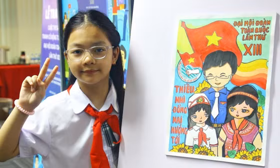 Thiếu nhi hướng tới Đại hội Đoàn lần thứ XIII: "Bé út" có tranh xuất sắc là fan "chị Bảy"