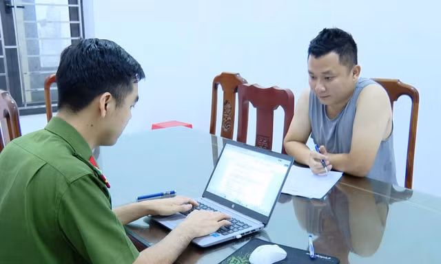 Khởi tố đối tượng khai thác trái phép 26.000 m3 đá tại Ninh Bình