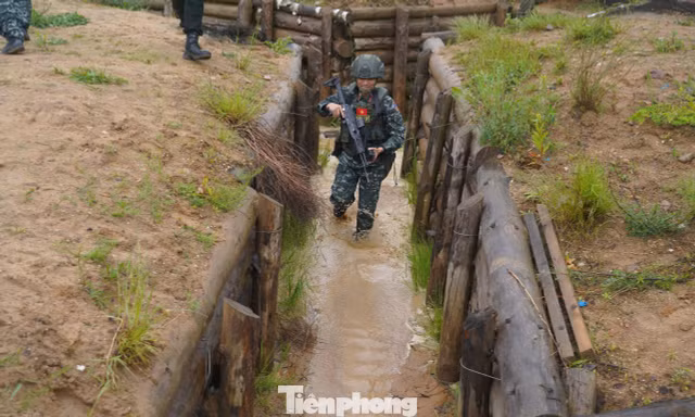 Lính đặc nhiệm Bộ Tư lệnh Cảnh vệ tranh tài cùng các đội SWAT quốc tế