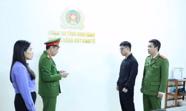 Che giấu hơn 1.500 tỷ đồng, chủ doanh nghiệp kinh doanh vàng bị khởi tố