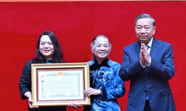 Tổng Bí thư Tô Lâm dự Lễ truy tặng Danh hiệu Anh hùng Lực lượng vũ trang Nhân dân cho Thượng tướng Bùi Thiện Ngộ