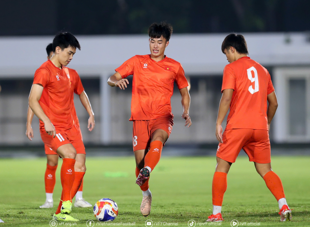 U23 Việt Nam đã sẵn sàng cho cuộc đối đầu U23 Indonesia ở trận Chung kết anh-chup-man-hinh-2025-07-27-luc-222344.png