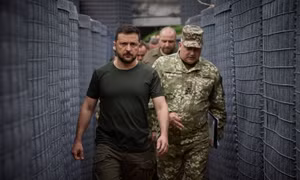 Tình hình Donetsk 'căng như dây đàn', Tổng thống Ukraine Zelensky thị sát tiền tuyến