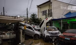 Bão Kalmaegi để lại hậu quả nặng nề khi quét qua Philippines