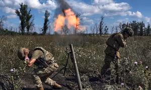 Ukraine tuyên bố sẵn sàng 'đóng băng' chiến tuyến để tìm kiếm hòa bình với Nga