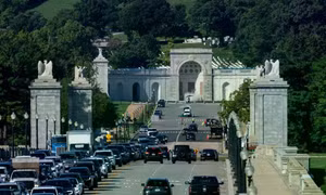 Tổng thống Mỹ muốn biến Khải Hoàn Môn ở Washington thành công trình quân sự