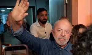 Lội ngược dòng thành công, Tổng thống Brazil Lula da Silva tái đắc cử
