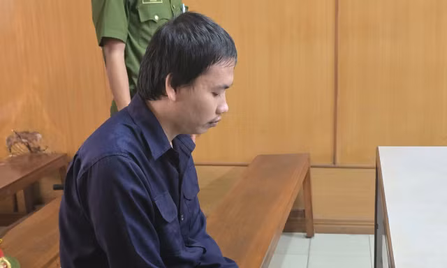 Bị cáo Nguyễn Hữu Truyền.