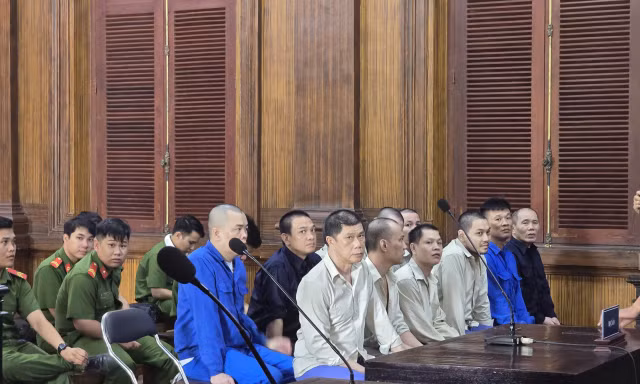 Các bị cáo tại phiên tòa.