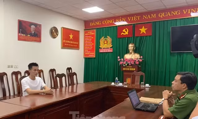 Phan Công Khanh.