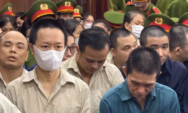 các bị cáo tại phiên tòa.