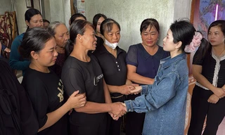 Vợ chồng Mailisa chi 5 tỷ đồng cứu trợ miền trung sau bão số 10