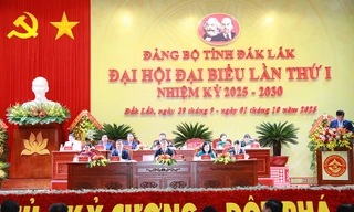 Đại hội Đảng bộ tỉnh Đắk Lắk: Điểm danh bằng AI, số hóa giấy tờ