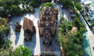 Tháp Bà Ponagar - dấu ấn nghìn năm văn hóa Chăm giữa lòng Nha Trang