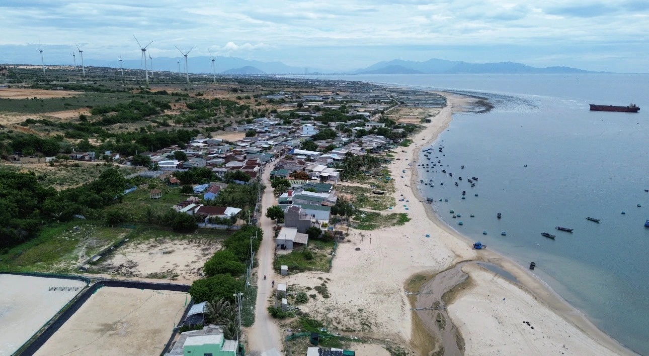 Il cantiere della centrale nucleare di Ninh Thuan 1 si trova nel villaggio di Vinh Truong, nella comune di Phuoc Dinh. img-3488.jpg