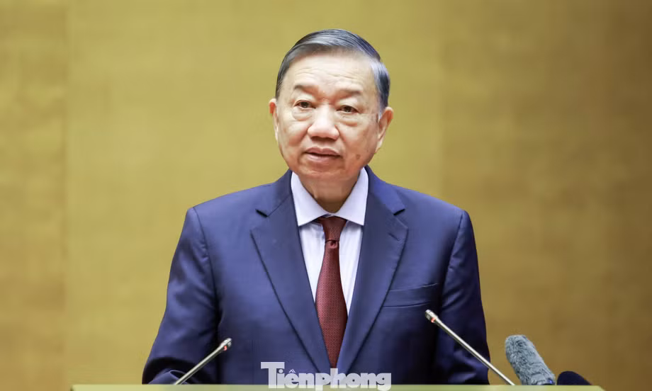 Thành lập Ban Chỉ đạo Trung ương về tổng kết thực tiễn và nghiên cứu sửa đổi, bổ sung Điều lệ Đảng