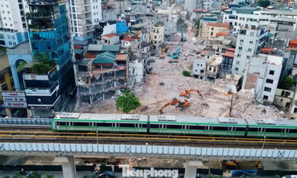 Đại công trường Vành đai 2,5 'áp sát' đường Nguyễn Trãi, nhà dân khẩn trương tháo dỡ di dời