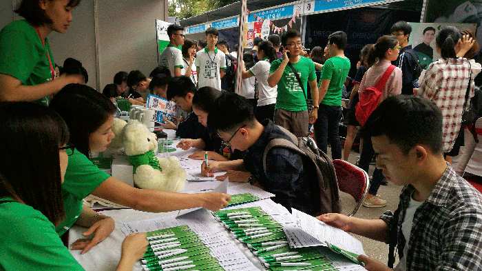 Hàng nghìn bạn trẻ tham gia Ngày hội việc làm Công nghệ 2018