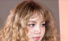 Phim có Lisa (BlackPink) vừa quay đã gây tranh cãi