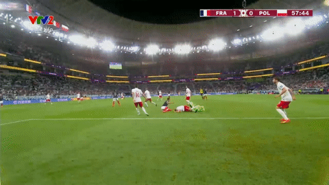 World Cup 2022: Mbappe rực sáng, tuyển Pháp đánh bại Ba Lan 3-1 để vào tứ kết ảnh 25