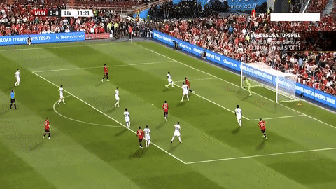 Nhảy múa ở Rajamangala, MU nghiền nát Liverpool 4-0 ảnh 8