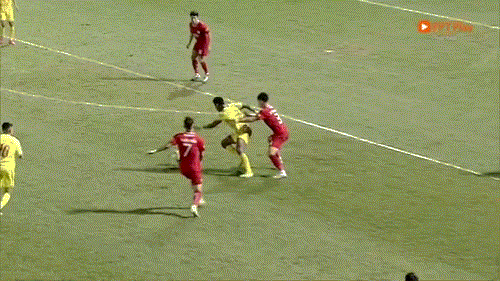 Lucas vùi dập mộng vô địch của Thể Công Viettel ảnh 14