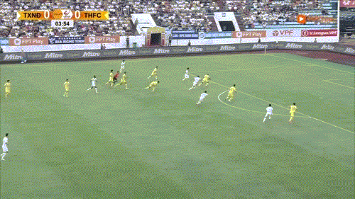 Thắng Đông Á Thanh Hoá, Nam Định vững ngôi đầu LPBank V-League 2024/25 ảnh 12