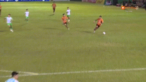 HAGL hòa CLB TP.HCM sau một trận đấu căng thẳng và gây tranh cãi ảnh 10 HAGL hòa CLB TP.HCM sau một trận đấu căng thẳng và gây tranh cãi ảnh 10