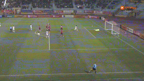 Vòng 14 LPBank V-League 2024/25: Thể Công Viettel mất điểm sau màn rượt đuổi tỷ số phút bù giờ với CAHN ảnh 14