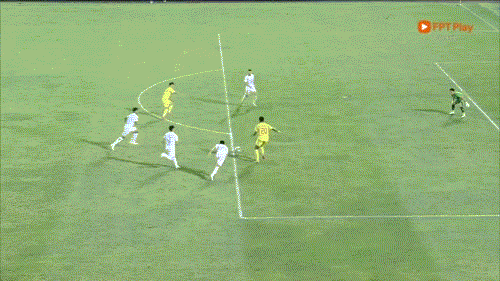 Thắng Đông Á Thanh Hoá, Nam Định vững ngôi đầu LPBank V-League 2024/25 ảnh 25