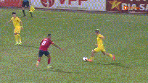 Hòa nhau 4-4, CAHN và Quảng Nam tạo nên màn rượt đuổi ngoạn mục từng phút giây ảnh 14