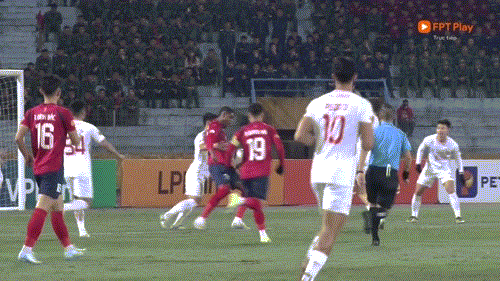 Vòng 14 LPBank V-League 2024/25: Thể Công Viettel mất điểm sau màn rượt đuổi tỷ số phút bù giờ với CAHN ảnh 11