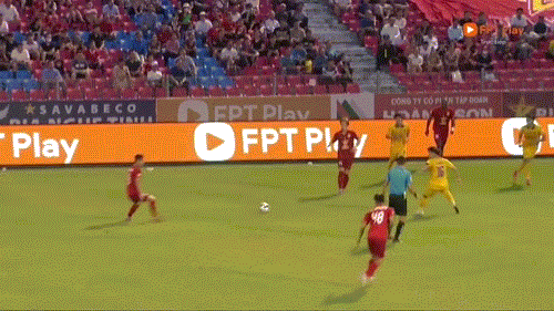 Kiếm được 3 điểm từ láng giềng Hà Tĩnh, SLNA nhiều cơ hội trụ hạng ảnh 6