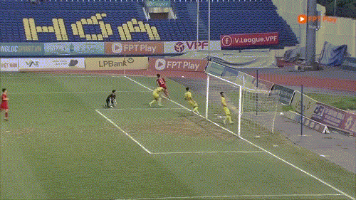 Lucas vùi dập mộng vô địch của Thể Công Viettel ảnh 6