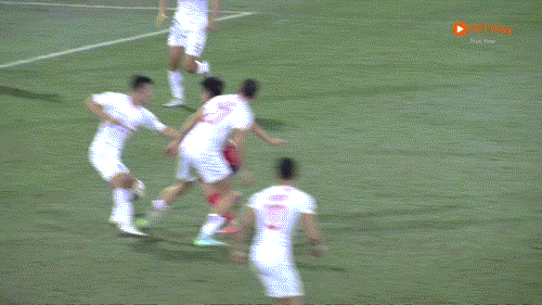 Vòng 14 LPBank V-League 2024/25: Thể Công Viettel mất điểm sau màn rượt đuổi tỷ số phút bù giờ với CAHN ảnh 10