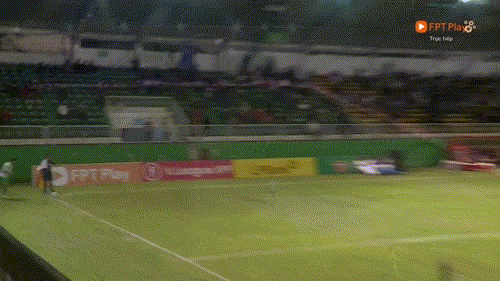 HAGL hòa CLB TP.HCM sau một trận đấu căng thẳng và gây tranh cãi ảnh 11 HAGL hòa CLB TP.HCM sau một trận đấu căng thẳng và gây tranh cãi ảnh 11