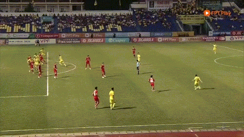 Lucas vùi dập mộng vô địch của Thể Công Viettel ảnh 7