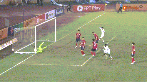 Nam Định lỡ cơ hội bứt phá trong cuộc đua vô địch ảnh 16 Nam Định lỡ cơ hội bứt phá trong cuộc đua vô địch ảnh 16