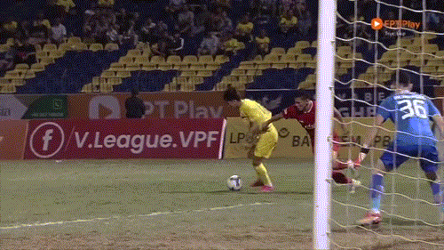 Lucas vùi dập mộng vô địch của Thể Công Viettel ảnh 16