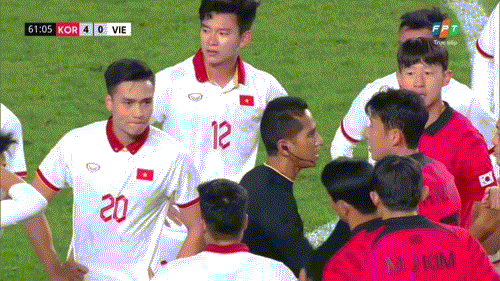 Đội tuyển Hàn Quốc dội mưa bàn thắng vào lưới đội tuyển Việt Nam ảnh 34