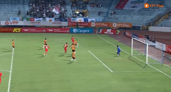 Hạ Thể Công Viettel ngay tại Hàng Đẫy, LPBank HAGL lấy vị trị của đối thủ trên bảng xếp hạng ảnh 6