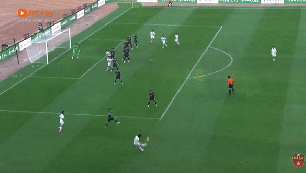 Một trong số những cơ hội bị U19 Việt Nam bỏ lỡ Một trong số những cơ hội bị U19 Việt Nam bỏ lỡ