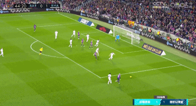 Barca gỡ hòa ở cuối hiệp 1