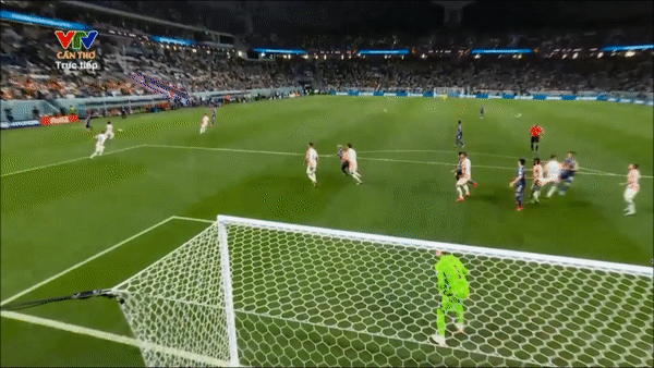 Bàn mở tỷ số của Maeda Bàn mở tỷ số của Maeda