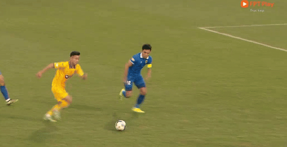 Quảng Nam và SLNA níu chân nhau trong cuộc đua trụ hạng ảnh 5 Quảng Nam và SLNA níu chân nhau trong cuộc đua trụ hạng ảnh 5