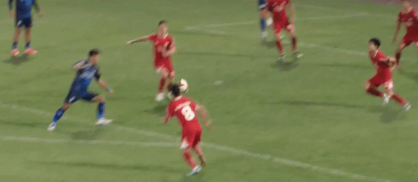 Hoàng Đức rực sáng, Viettel giành trọn 3 điểm trước Bình Định ảnh 8 Hoàng Đức rực sáng, Viettel giành trọn 3 điểm trước Bình Định ảnh 8