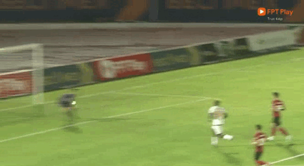 CAHN đại bại trước Becamex Bình Dương sau ngày chia tay HLV Kiatisuk ảnh 8 CAHN đại bại trước Becamex Bình Dương sau ngày chia tay HLV Kiatisuk ảnh 8