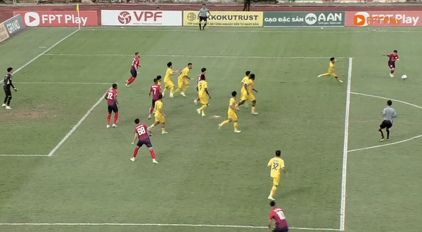 Mưa bàn thắng ở sân Vinh, CAHN đăng quang Cúp Quốc gia ảnh 9 Mưa bàn thắng ở sân Vinh, CAHN đăng quang Cúp Quốc gia ảnh 9