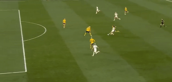 Loại Mỹ trên chấm luân lưu, Thuỵ Điển giành vé vào tứ kết ảnh 17 Loại Mỹ trên chấm luân lưu, Thuỵ Điển giành vé vào tứ kết ảnh 17