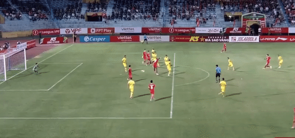 Viettel chật vật giật lại 1 điểm từ Đông Á Thanh Hóa ảnh 8